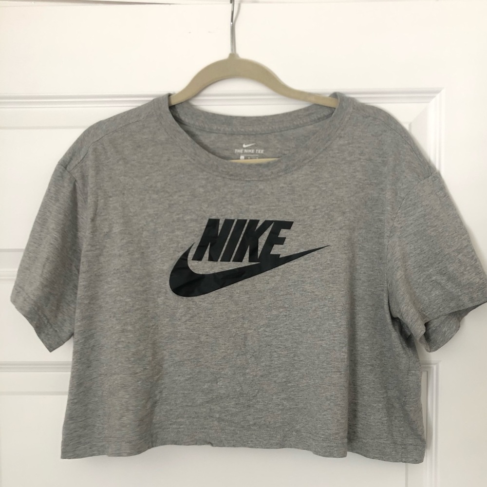 Grey Nike Cropped Workout Tee